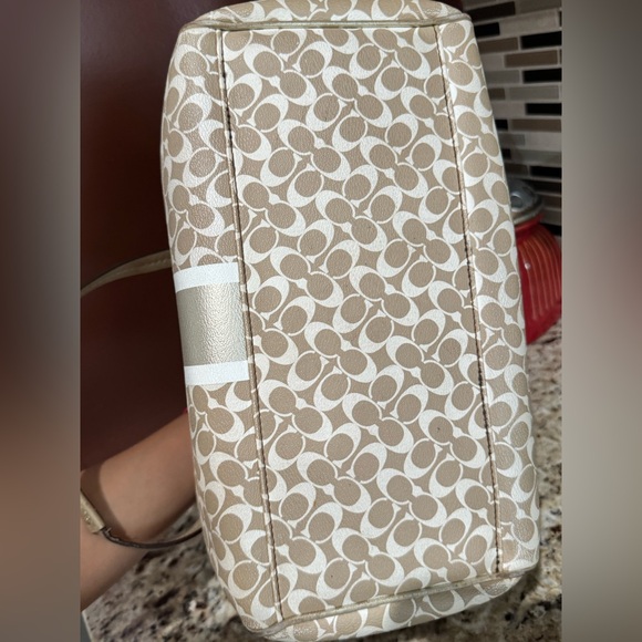 Coach Tan and Cream Signature Satchel - Picture 3 of 12